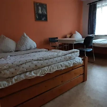 Fuer Monteure مكان تخييم *