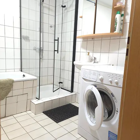 Fuer Monteure Parque de Campismo Schwallungen