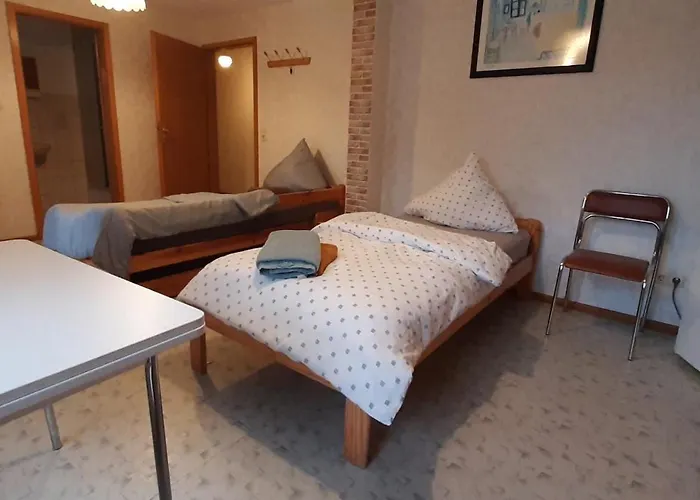 Κάμπινγκ Fuer Monteure *