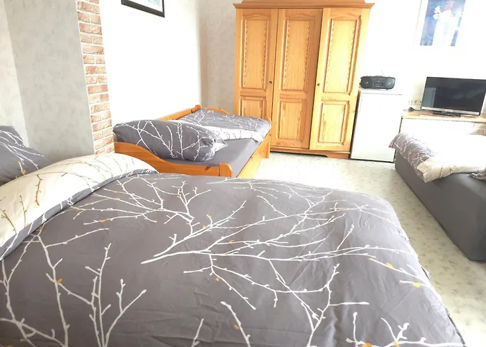 Κάμπινγκ Fuer Monteure *